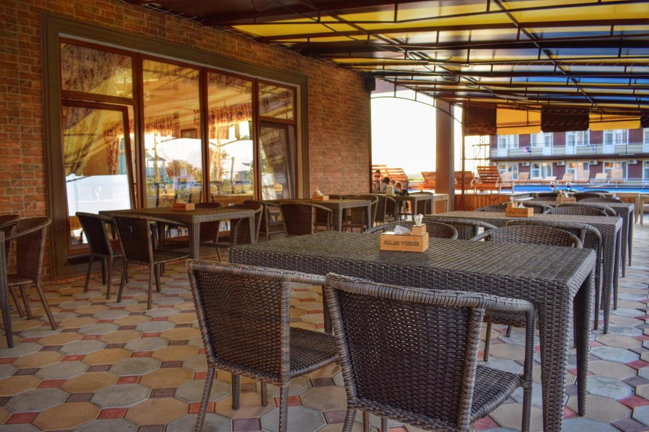 Baza Otdykha Jules Verne Otel Zatoka Dış mekan fotoğraf