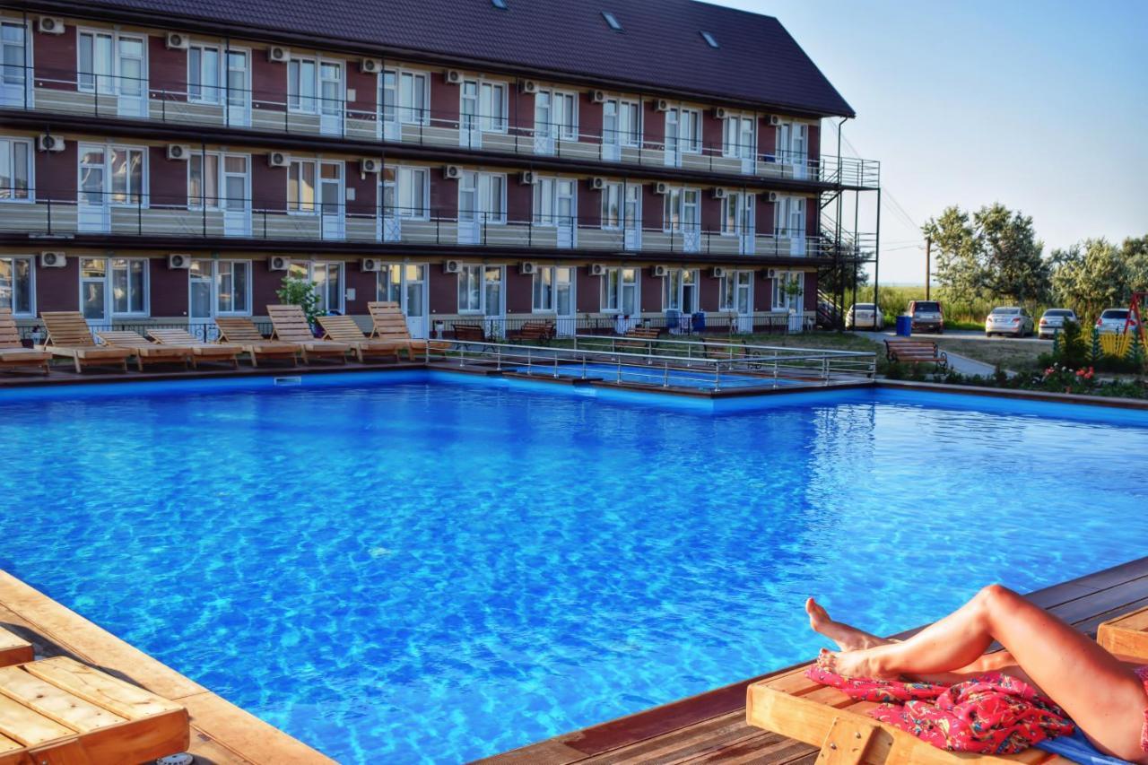 Baza Otdykha Jules Verne Otel Zatoka Dış mekan fotoğraf